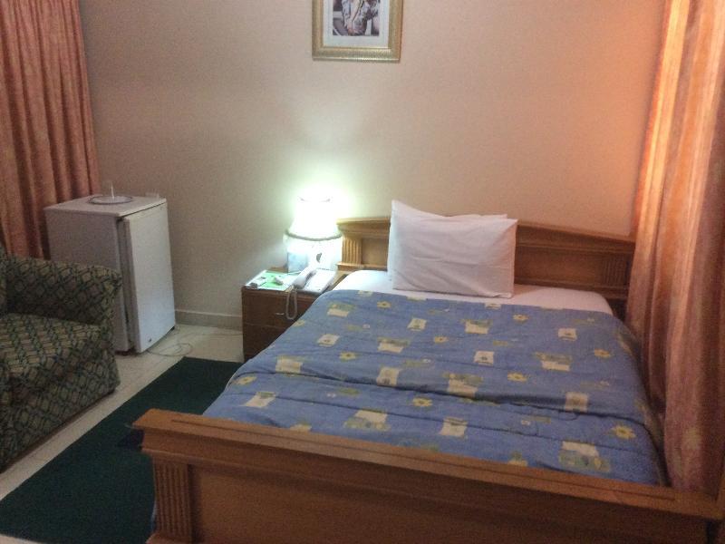 Eastgate Hotel Accra Bagian luar foto