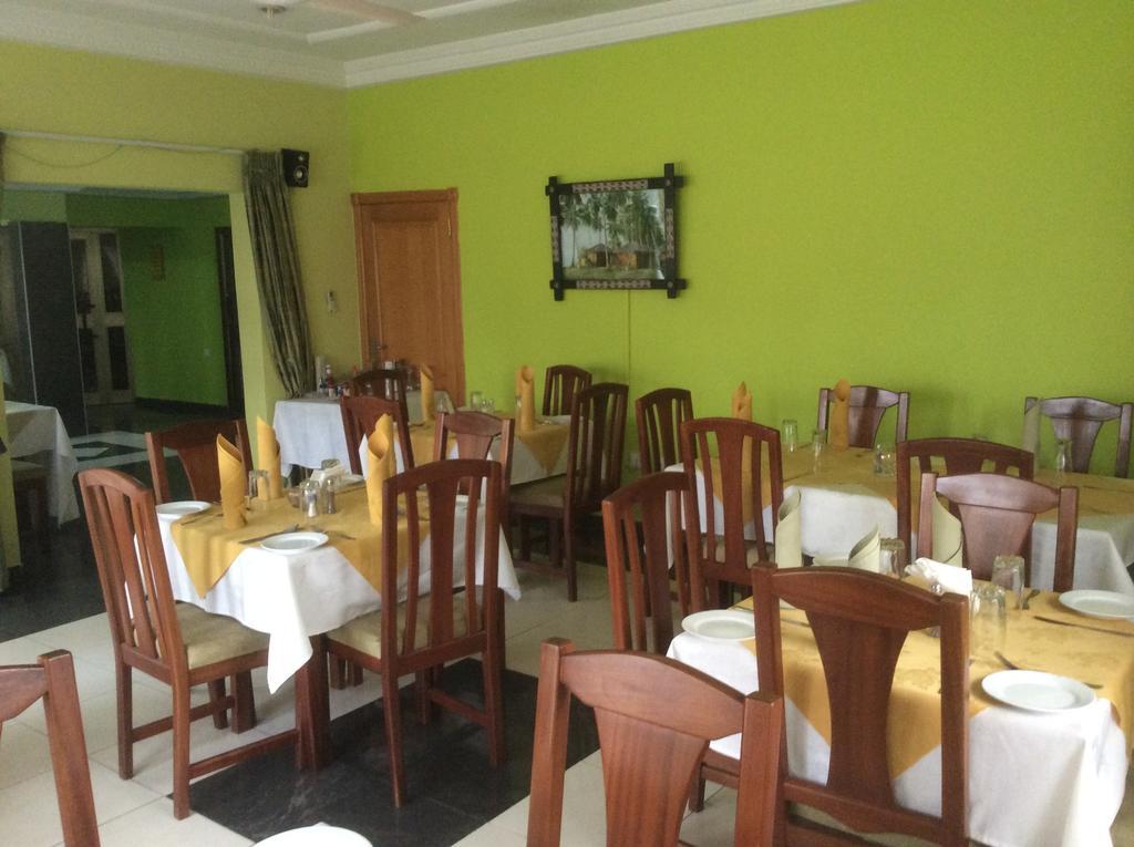 Eastgate Hotel Accra Bagian luar foto