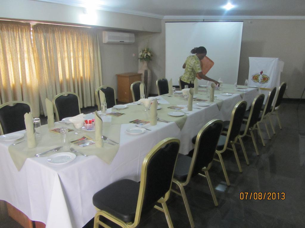 Eastgate Hotel Accra Bagian luar foto